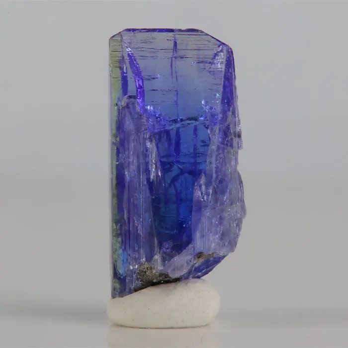 10.0ct Tanzanite Crystal From Tanzania 10.0ct Tanzanite Crystal From Tanzania. Natural tanzanite crystal from Merelani Hills, Tanzania, photo 1 of 3