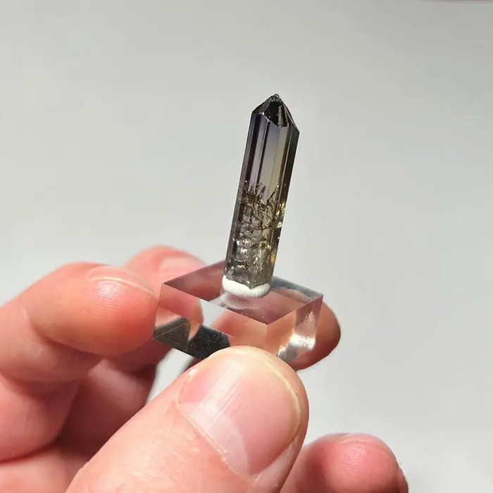 19.48ct Unheated Tanzanite Crystal 19.48ct Unheated Tanzanite Crystal. Natural tanzanite crystal from Tanzania, photo 2 of 6