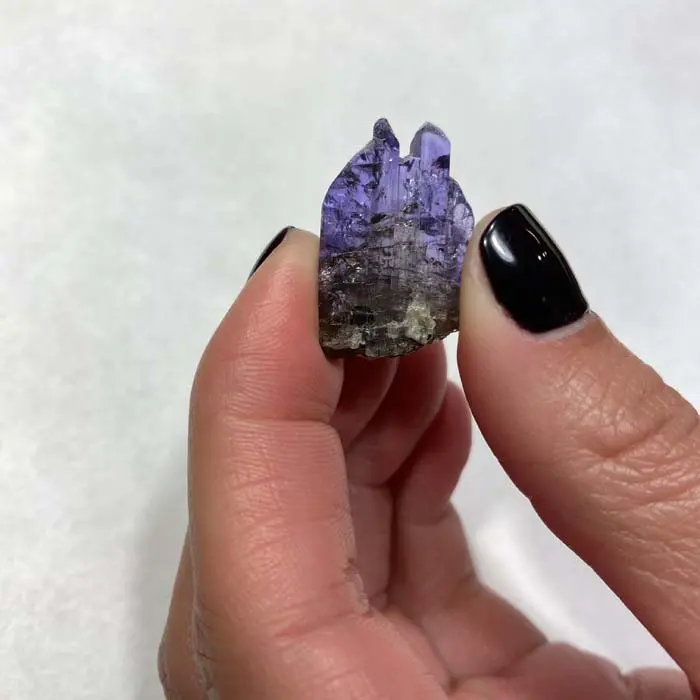 31.17ct Natural Color Tanzanite Crystal with Multiple Terminations 31.17ct Natural Color Tanzanite Crystal with Multiple Terminations. Natural tanzanite crystal from Merelani Hills, photo 2 of 6