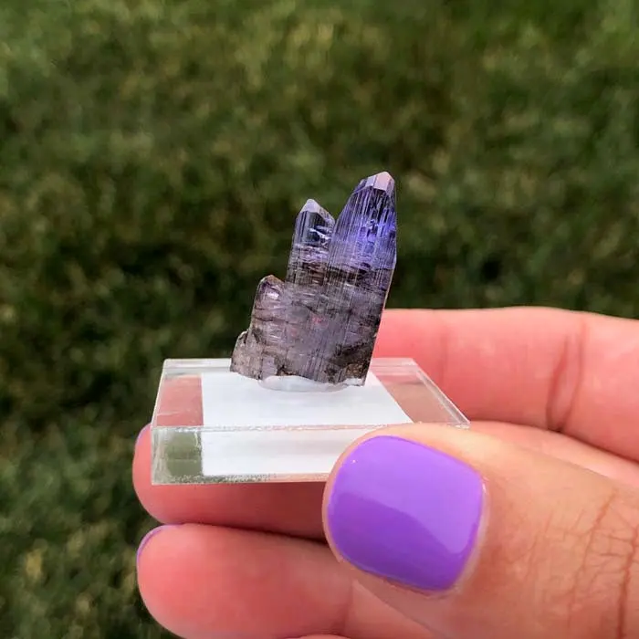 23.49ct Tanzanite Crystal Cluster 23.49ct Tanzanite Crystal Cluster. Natural tanzanite crystal from Merelani Hills, Tanzania, photo 2 of 6