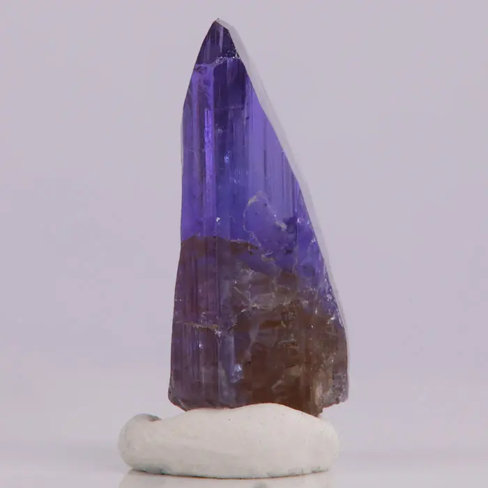 16.8ct Beautiful Gemmy Tanzanite Crystal 16.8ct Beautiful Gemmy Tanzanite Crystal. Natural tanzanite crystal from Merelani Hills, Tanzania, photo 3 of 4