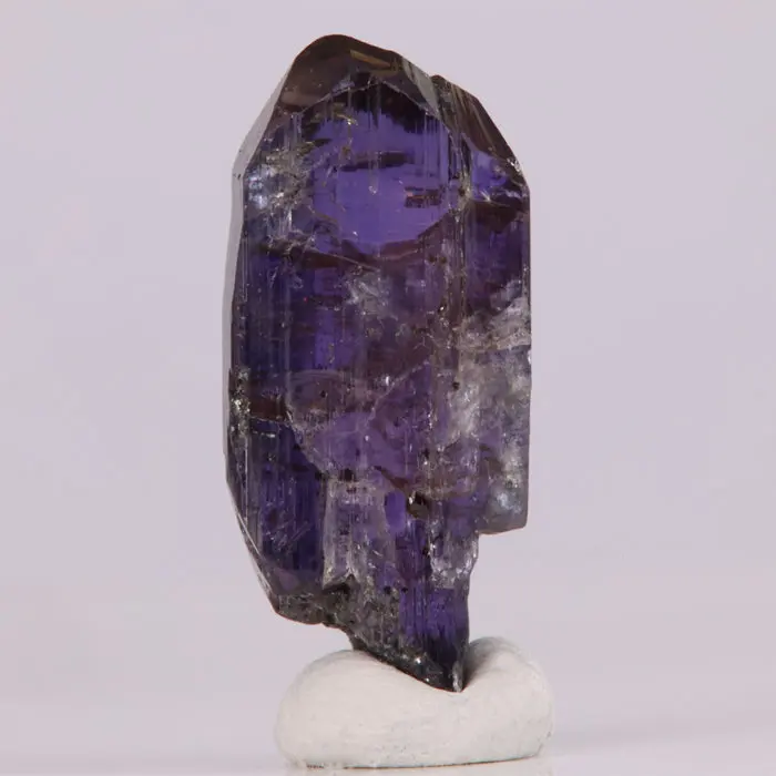 20.7ct Natural Tanzanite Crystal 20.7ct Natural Tanzanite Crystal. Natural tanzanite crystal from Merelani Hills, Tanzania, photo 4 of 4