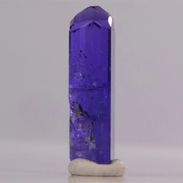 10.76ct Gemmy Tanzanite Crystal 10.76ct Gemmy Tanzanite Crystal. Natural tanzanite crystal from Merelani Hills, photo 3 of 4