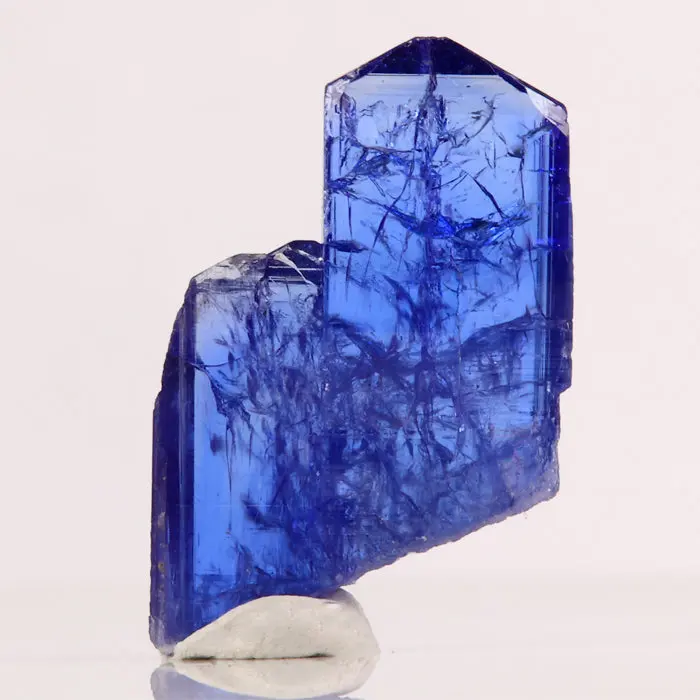 28.64ct Tanzanite Crystal 28.64ct Tanzanite Crystal. Natural tanzanite crystal from Merelani Hills, photo 5 of 5