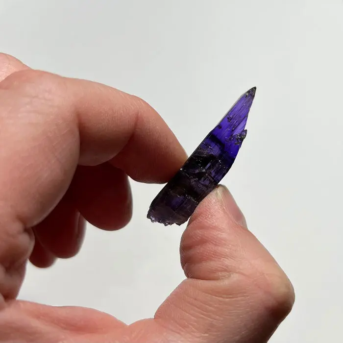 51.86ct Amazing Natural Color Tanzanite Crystal 51.86ct Amazing Natural Color Tanzanite Crystal. Natural tanzanite crystal from Merelani Hills, Tanzania, photo 2 of 5