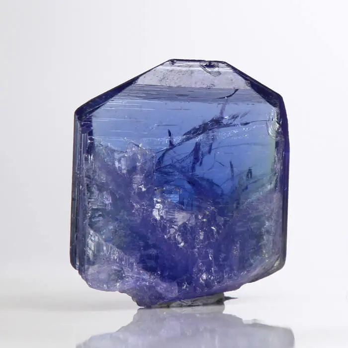 26.14ct Amazing Tanzanite Crystal 26.14ct Amazing Tanzanite Crystal. Natural tanzanite crystal from Merelani Hills, Tanzania, photo 4 of 6