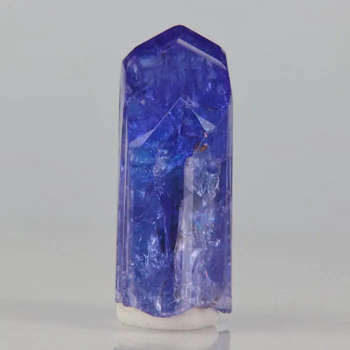 22.5ct Tanzanite Mineral Crystal 22.5ct Tanzanite Mineral Crystal. Natural tanzanite crystal from Merelani Hills, Tanzania, photo 3 of 3
