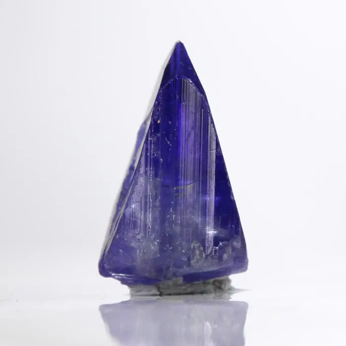 26.14ct Amazing Tanzanite Crystal 26.14ct Amazing Tanzanite Crystal. Natural tanzanite crystal from Merelani Hills, Tanzania, photo 5 of 6
