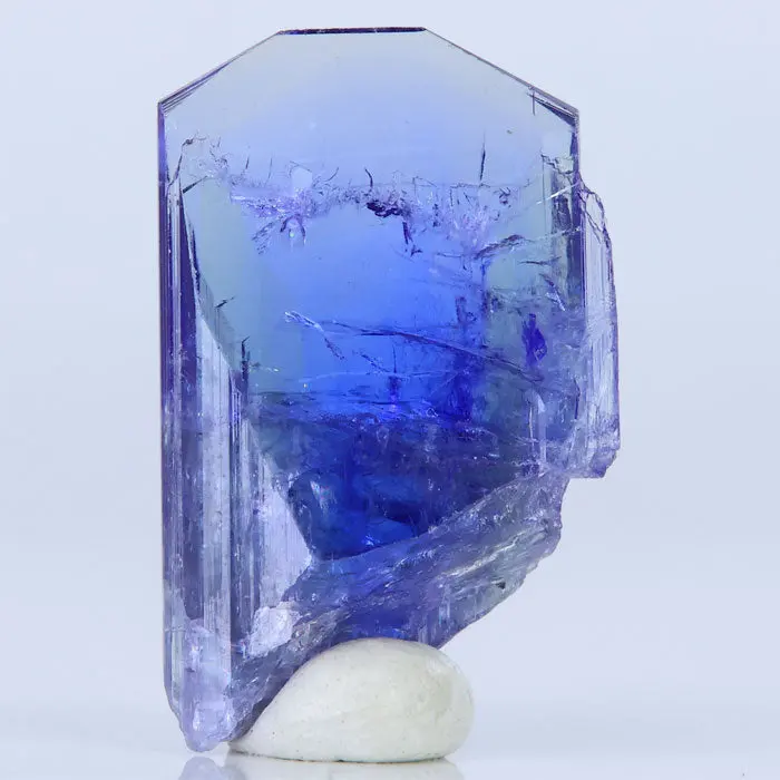 20.9ct Tanzanite Crystal 20.9ct Tanzanite Crystal. Natural tanzanite crystal from Merelani Hills, photo 5 of 5