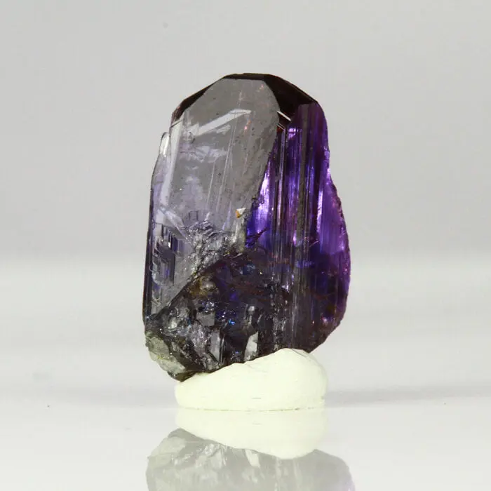 11.90ct Gemmy Natural Tanzanite Crystal 11.90ct Gemmy Natural Tanzanite Crystal. Natural tanzanite crystal from Merelani Hills, Tanzania, photo 3 of 6