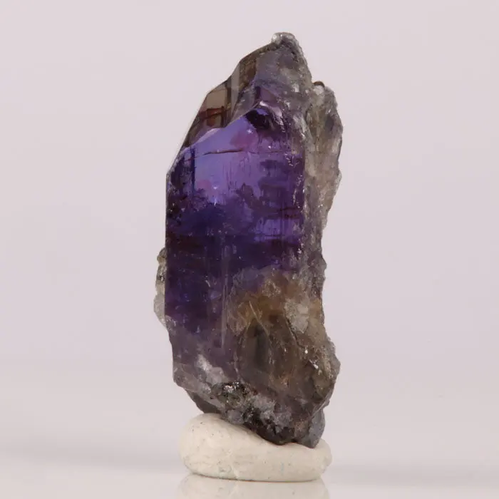 28.41ct Gemmy Raw Tanzanite Crystal 28.41ct Gemmy Raw Tanzanite Crystal. Natural tanzanite crystal from Merelani Hills, Tanzania, photo 1 of 4