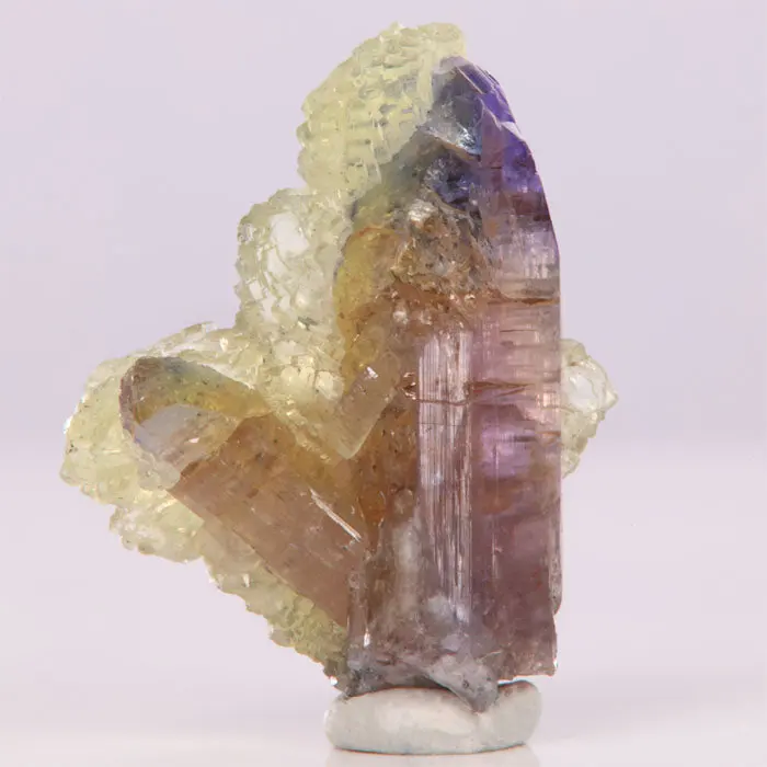 14ct Special Tanzanite & Prehnite Crystal 14ct Special Tanzanite & Prehnite Crystal. Natural tanzanite crystal from Merelani Hills, photo 5 of 5